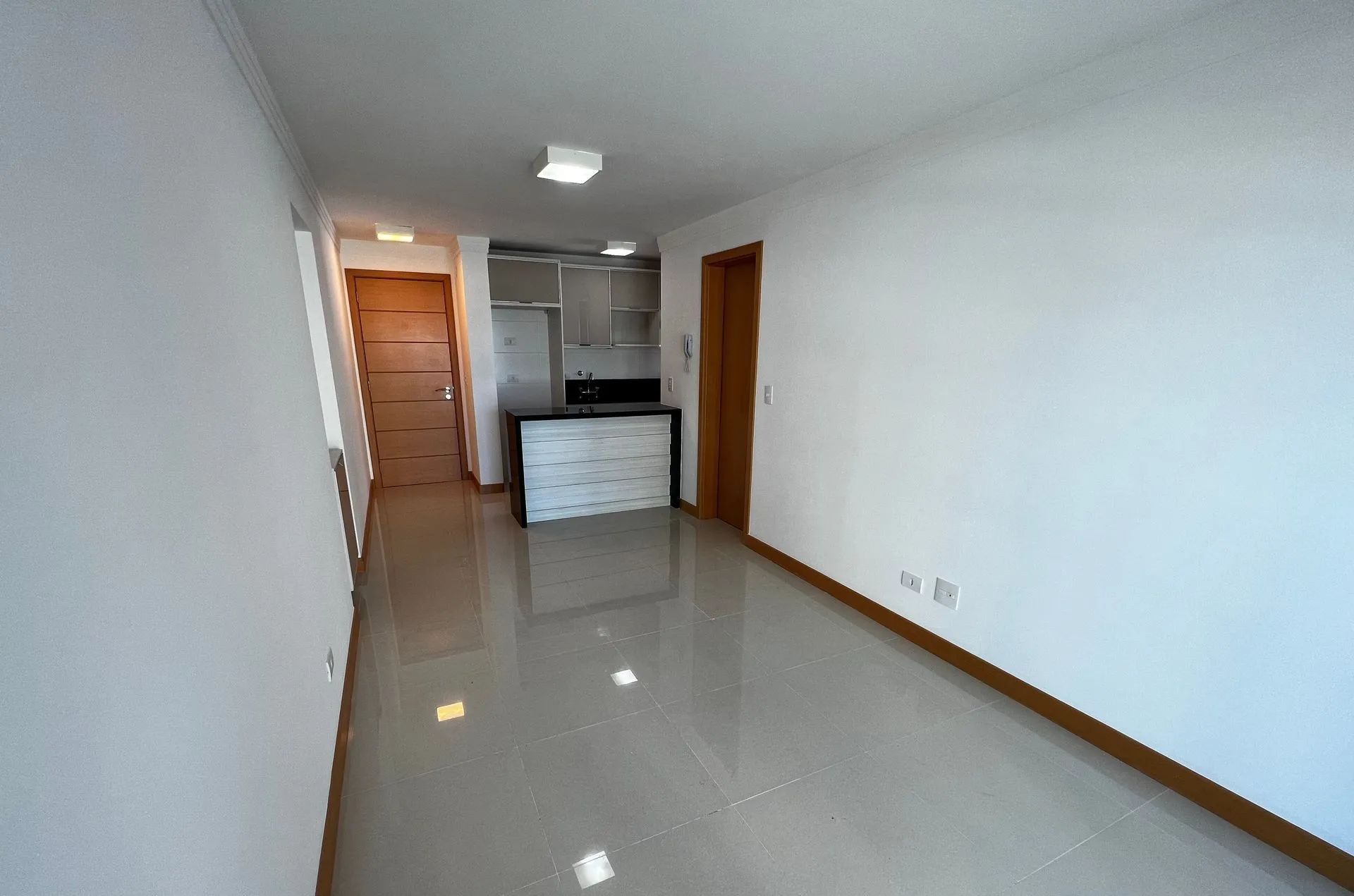 before-apartment.webp before-apartment.webp